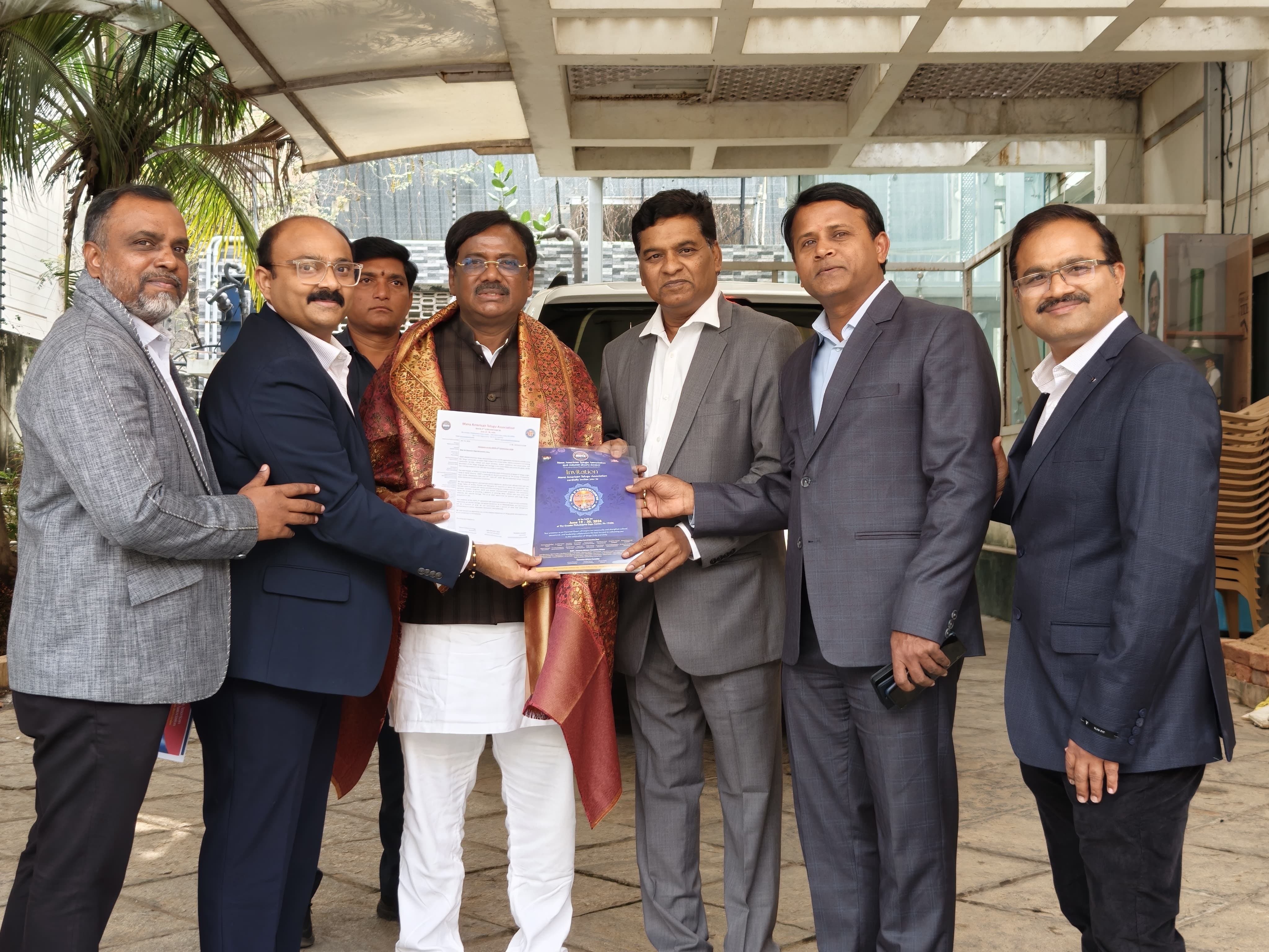 Minister Shri Gaddam Vivekanand Garu